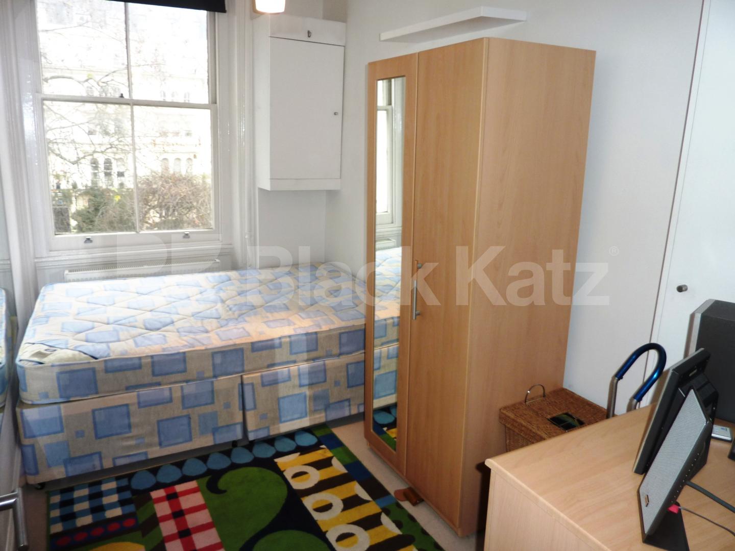 			NEW INSTRUCTION!, 2 Bedroom, 1 bath, 1 reception Flat			 Leinster Square, BAYSWATER